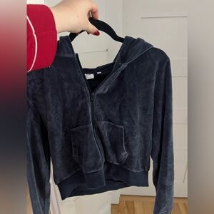 TNA cropped zip up in velvet blue!